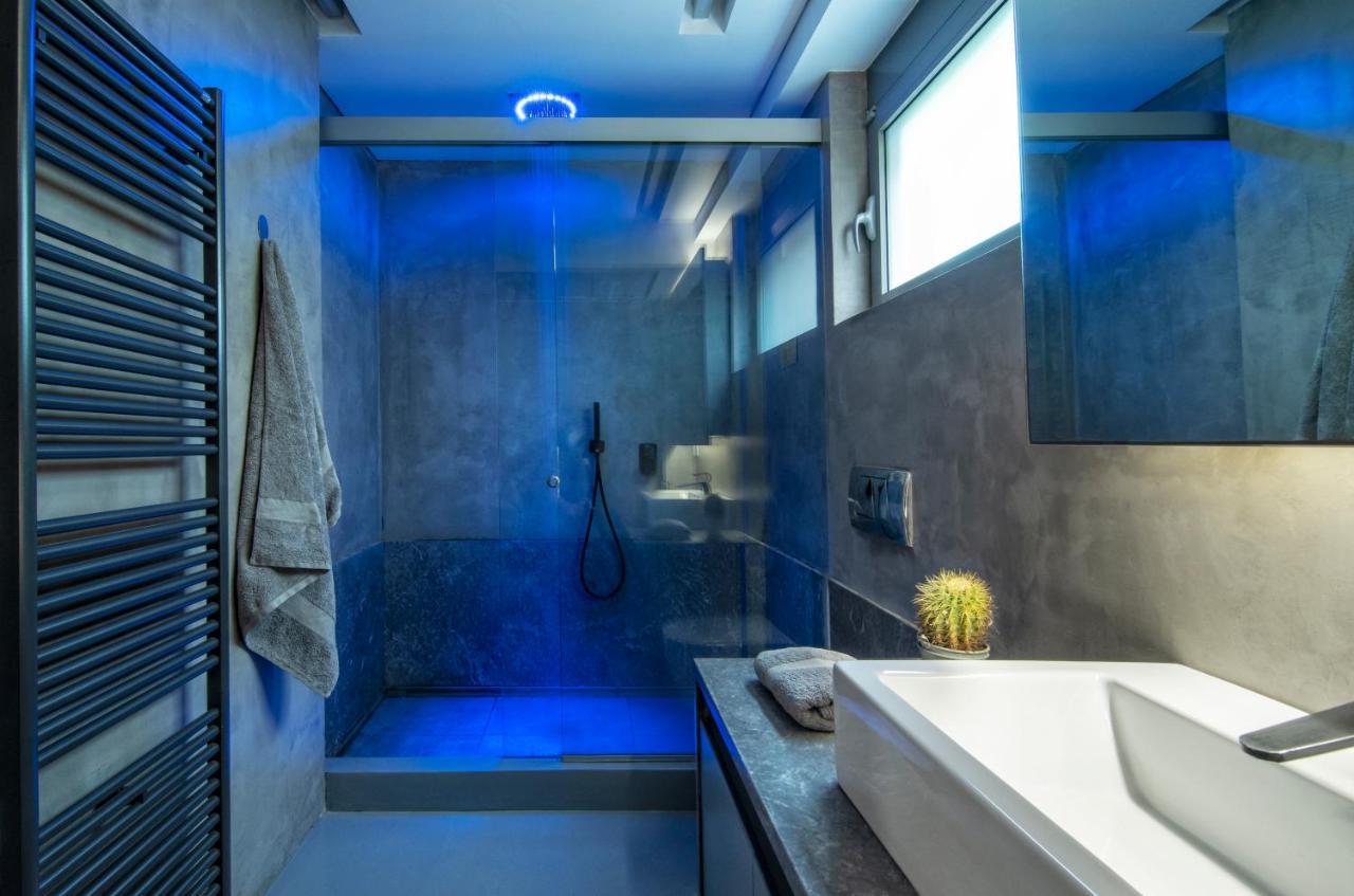 Elegant And Private Living By Neuvel Villa Atina Dış mekan fotoğraf