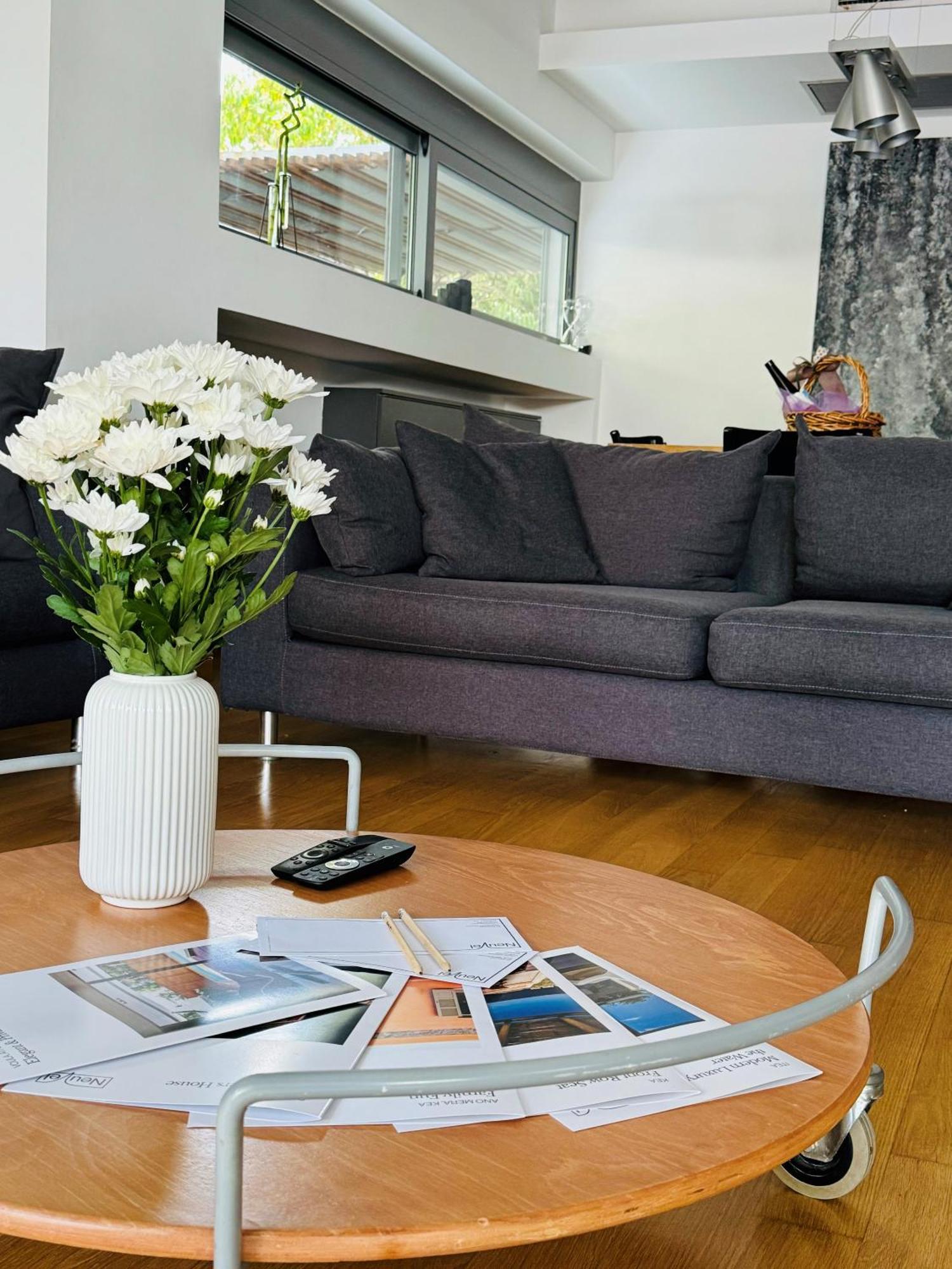Elegant And Private Living By Neuvel Villa Atina Dış mekan fotoğraf